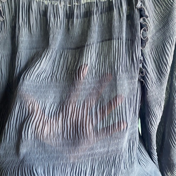 Size M Blue Ruffle Blouse Denim Blue Shade top by Mine - Picture 7 of 9